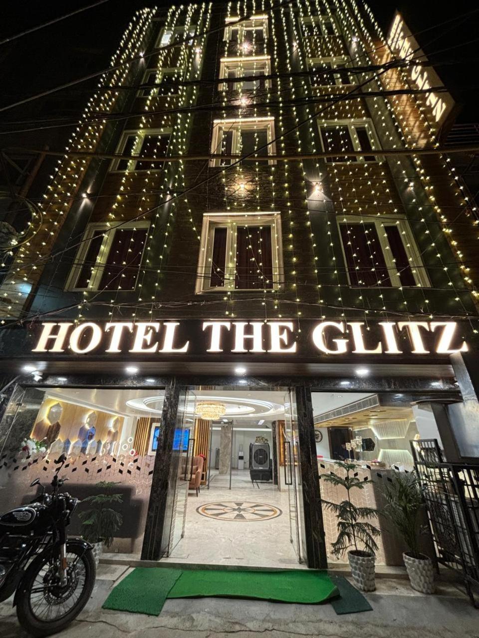 Hotel Glitz - Walk In From New Delhi Railway Station Extérieur photo