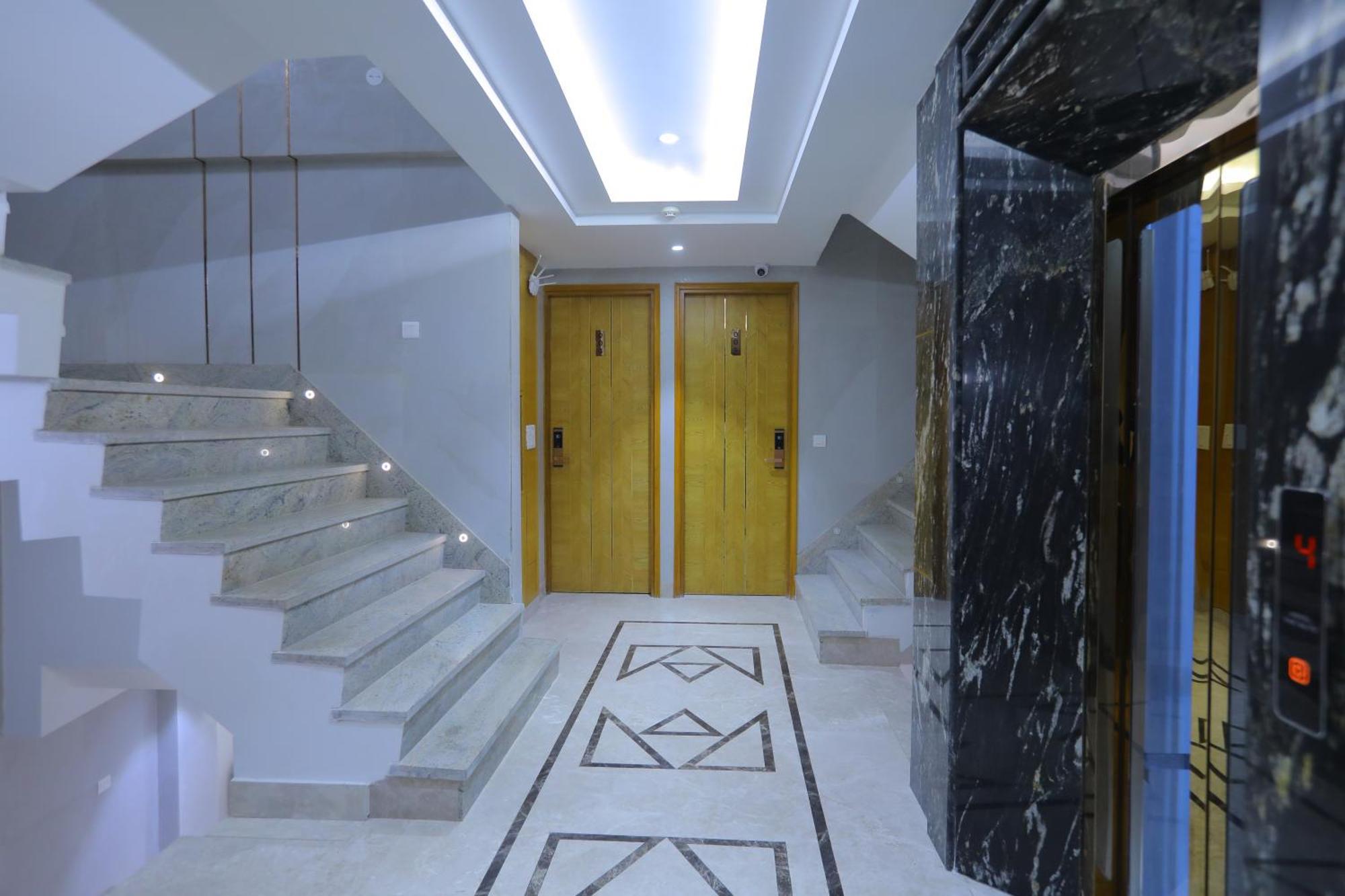 Hotel Glitz - Walk In From New Delhi Railway Station Extérieur photo