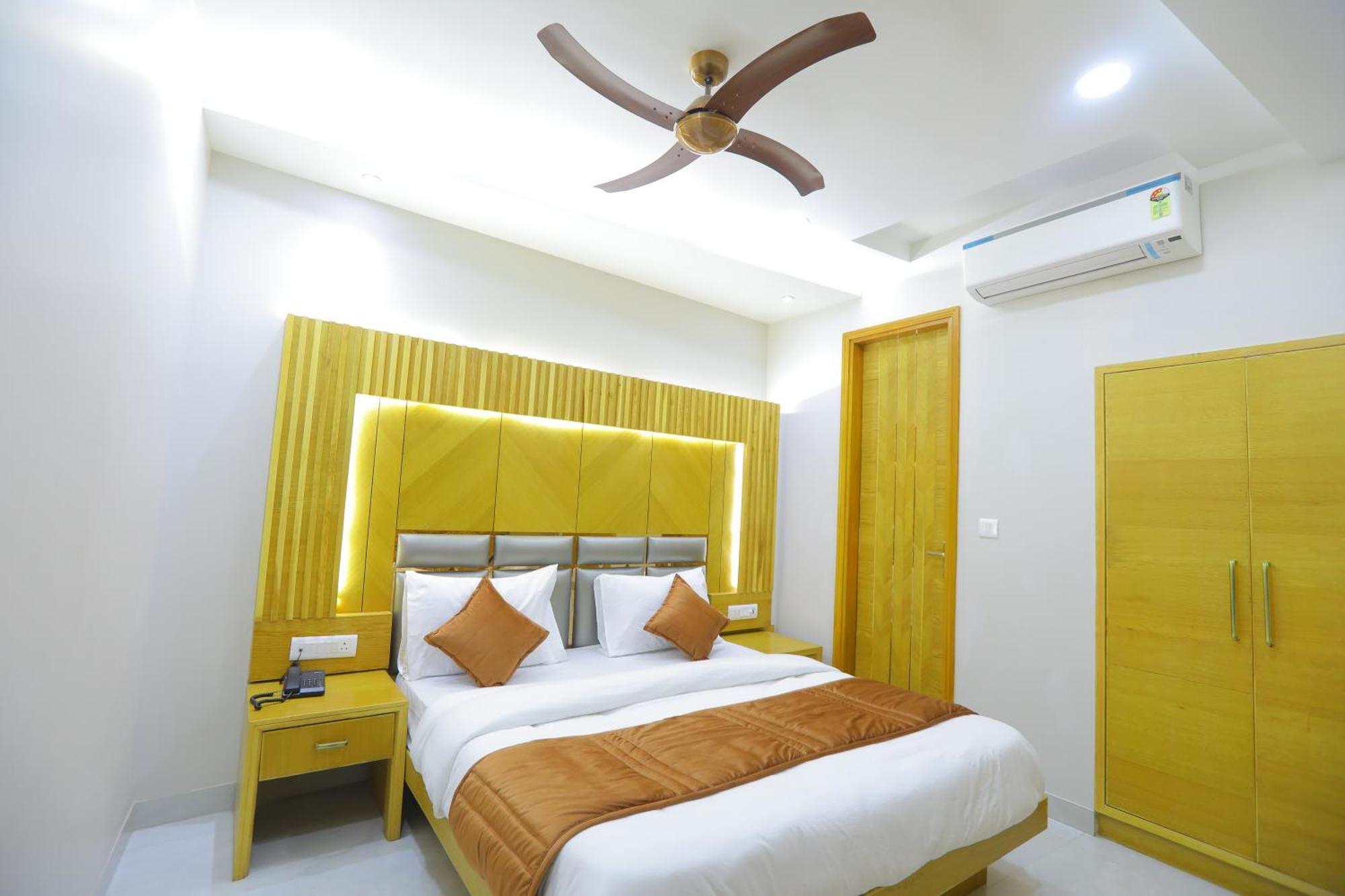 Hotel Glitz - Walk In From New Delhi Railway Station Extérieur photo