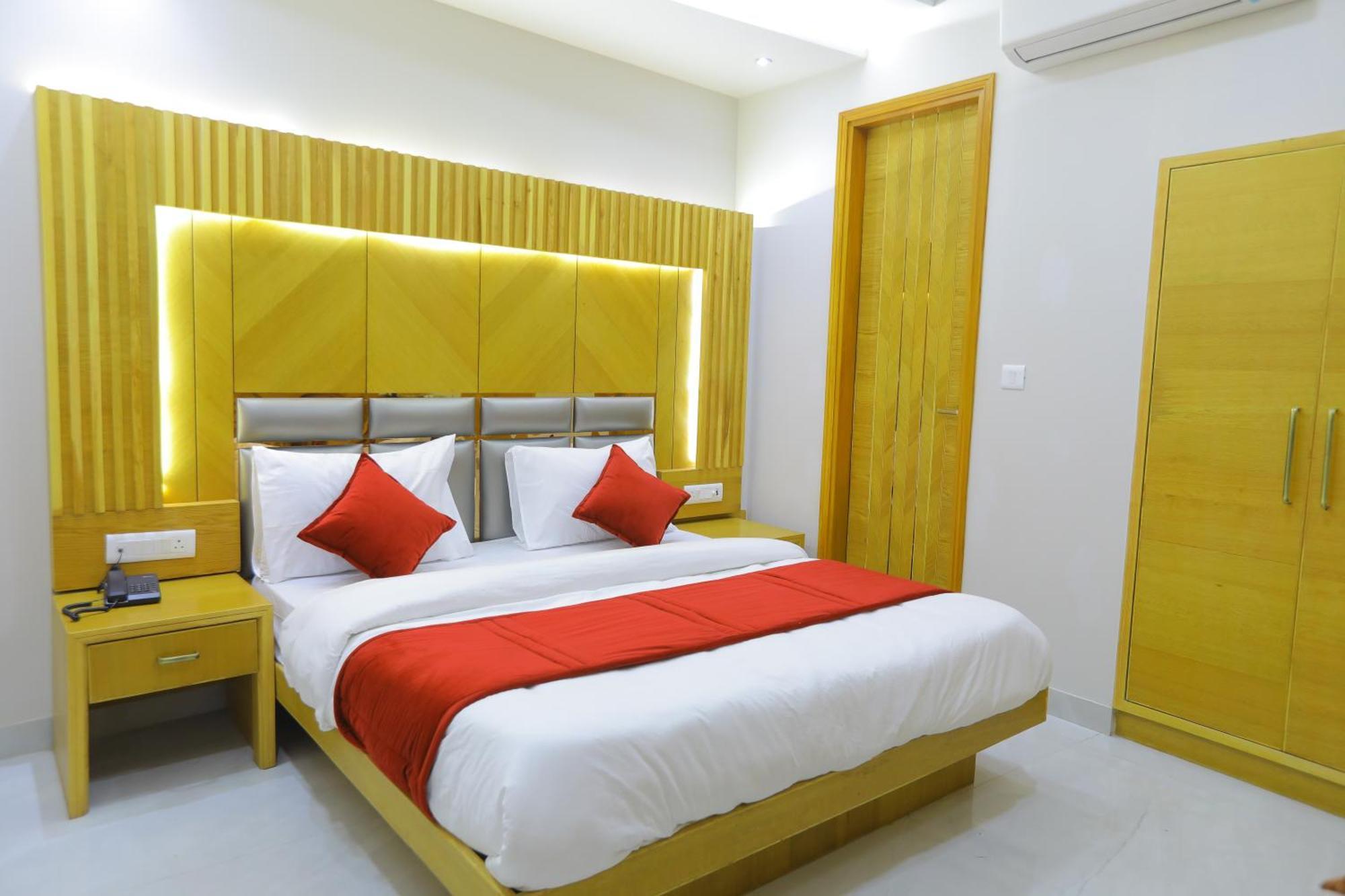 Hotel Glitz - Walk In From New Delhi Railway Station Extérieur photo