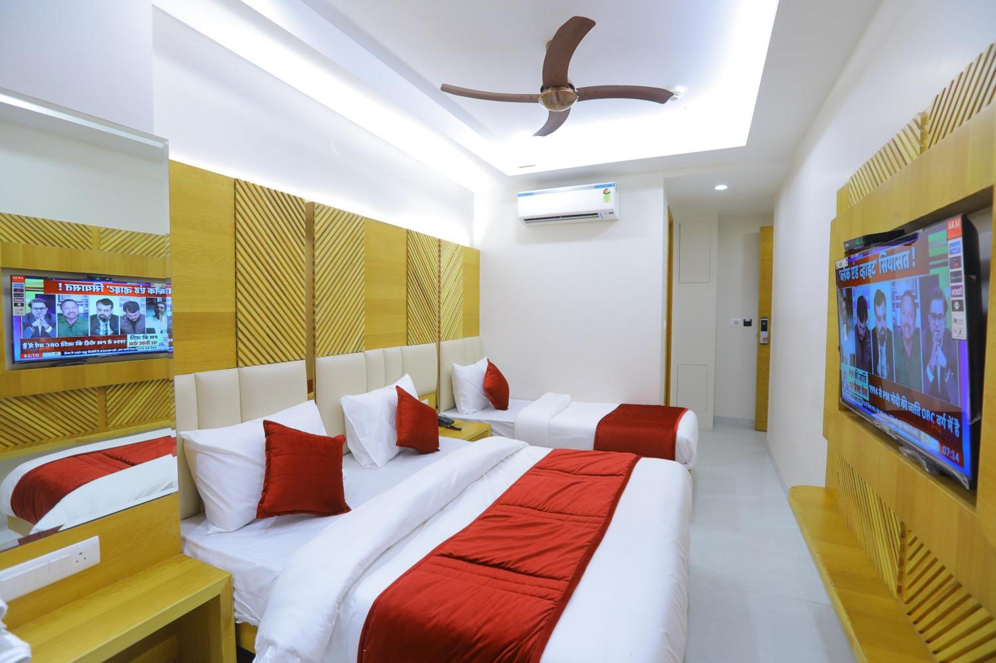 Hotel Glitz - Walk In From New Delhi Railway Station Extérieur photo